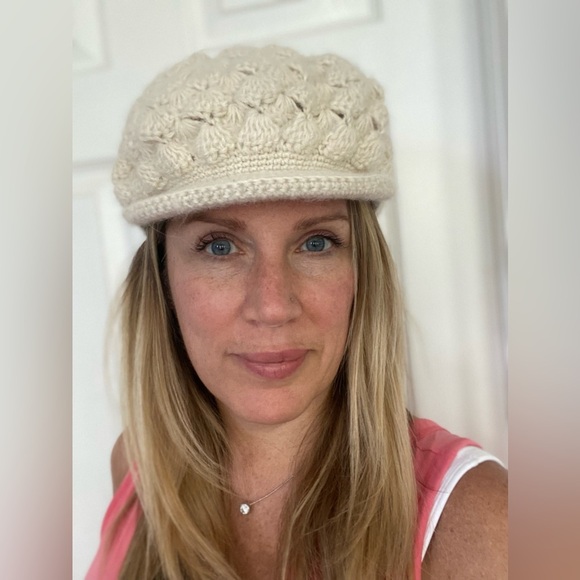Chunky Knit Cream Hat - 100% Alpaca - Picture 1 of 6
